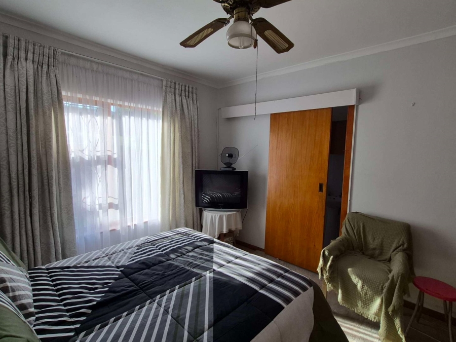 3 Bedroom Property for Sale in Kabega Park Eastern Cape